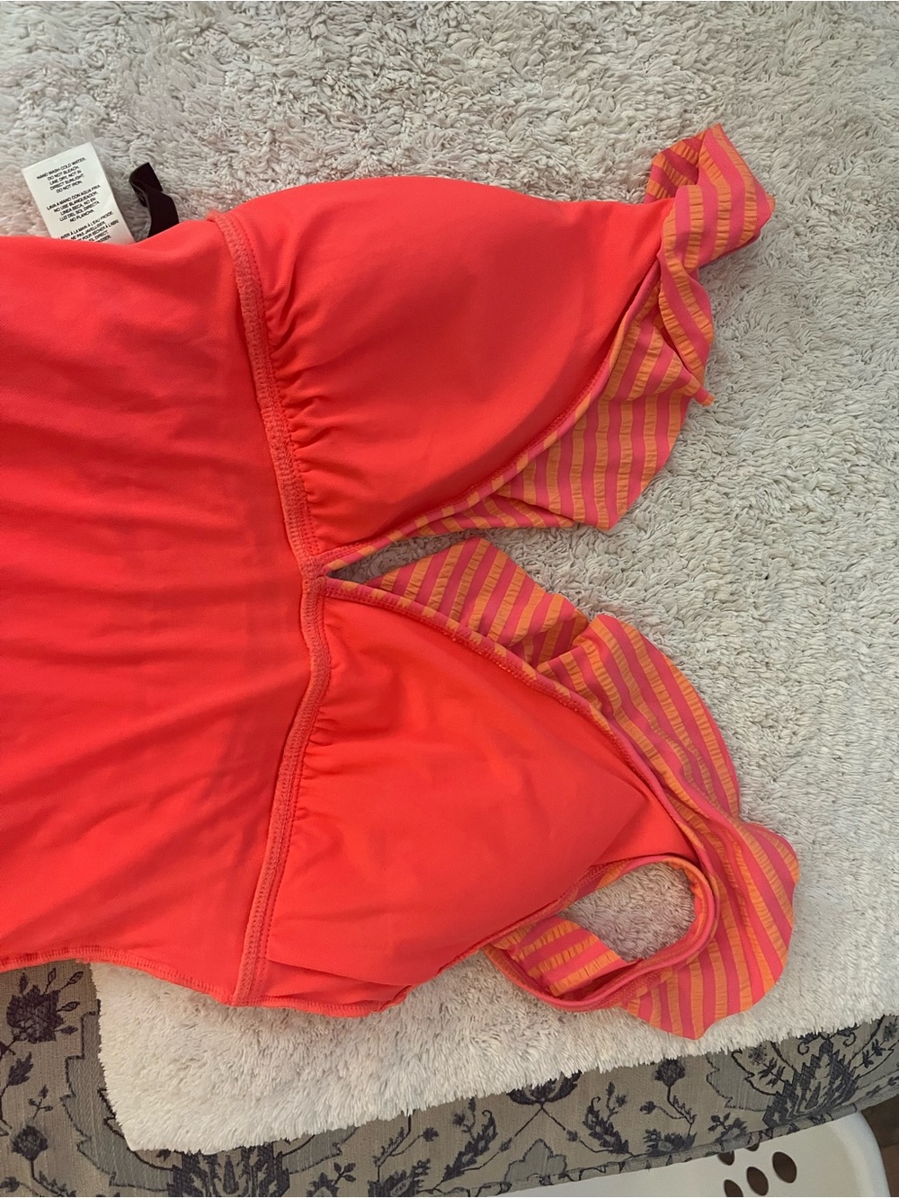 Ellen Tracy Striped Ruffle V-Neck One-Piece Swimsuit - Coral & Pink size 14 - Picture 8 of 8